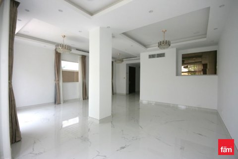 Villa de 2 dormitorios en Dubai, UAE No. 166313 3