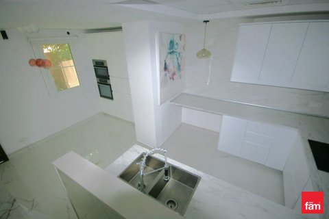 Villa de 2 dormitorios en Dubai, UAE No. 166313 6