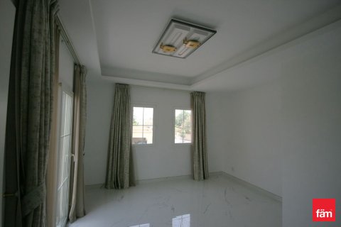 Villa de 2 dormitorios en Dubai, UAE No. 166313 7