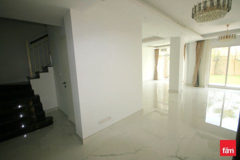 Villa de 2 dormitorios en Dubai, UAE No. 166313 9