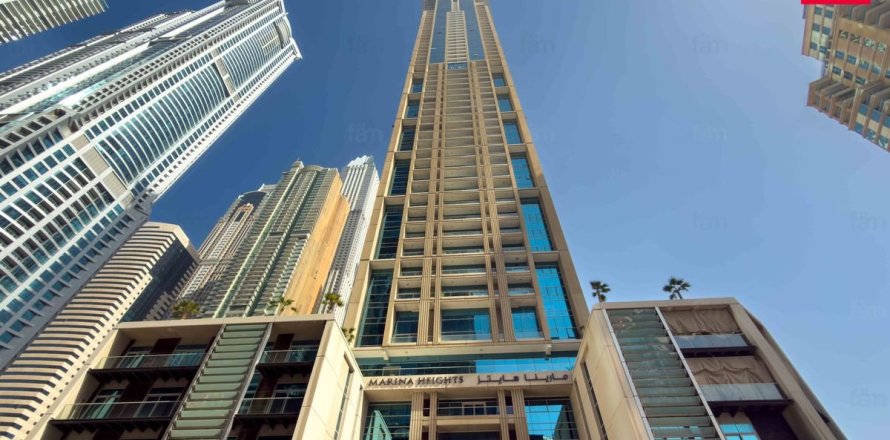 Apartment de 3 dormitorios en Dubai Marina, UAE No. 166310