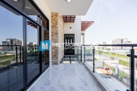 5 bedrooms Villa on the Yas Island, UAE No. 38059 13