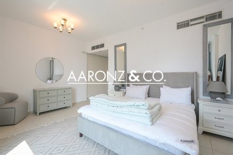 Apartment de 3 dormitorios en Downtown Dubai (Downtown Burj Dubai), UAE No. 142083 10