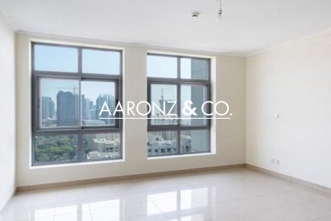 Apartment de 2 dormitorios en The Views, UAE No. 142085 8