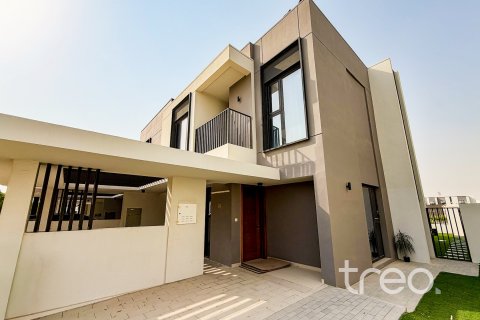 Villa de 4 dormitorios en Dubai South (Dubai World Central), UAE No. 173679 6