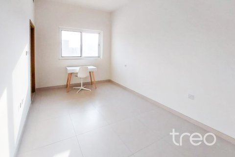 Villa de 3 dormitorios en Dubai, UAE No. 173677 10