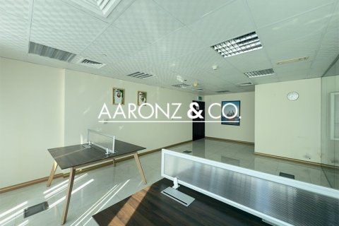 61m² Cafe / restaurant No. 132863 10