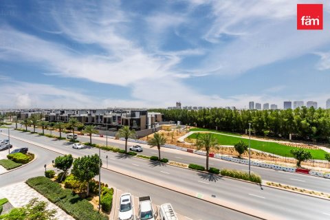 2 bedrooms Apartment in Dubai, UAE No. 168211 12
