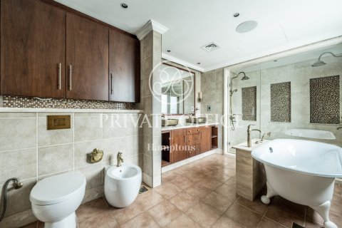 5 غرفة نوم  فيلا في Hillside at Jumeirah Golf Estates, الإمارات العربية المتحدة رقم 76479 29