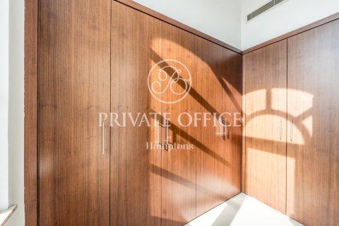 5 غرفة نوم  فيلا في Hillside at Jumeirah Golf Estates, الإمارات العربية المتحدة رقم 76479 4