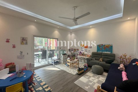 4 غرف نوم فيلا في Meadows 1, الإمارات العربية المتحدة رقم 76478 12