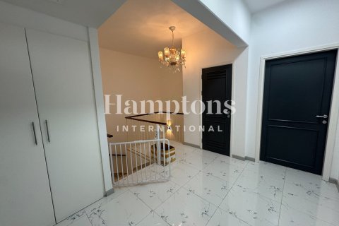 4 غرف نوم فيلا في Meadows 1, الإمارات العربية المتحدة رقم 76478 8