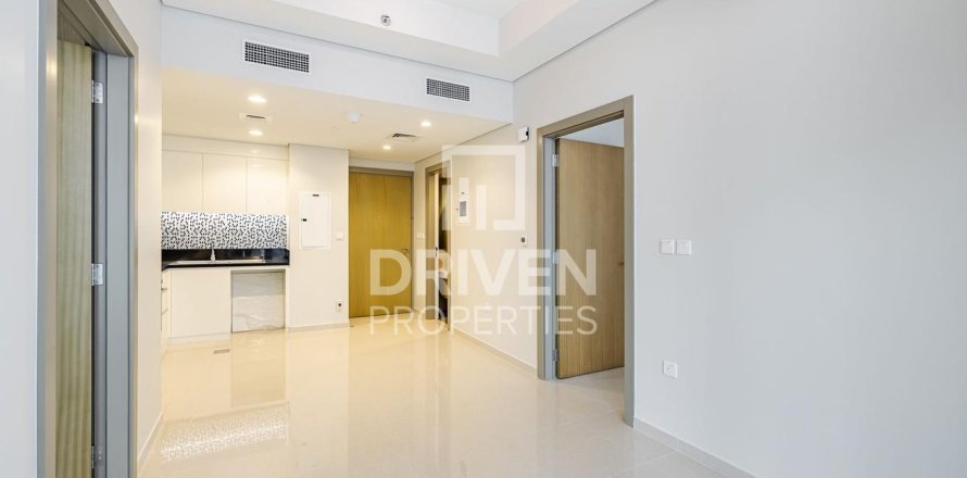 Квартира с 2 спальнями в Aykon City, ОАЭ №85745