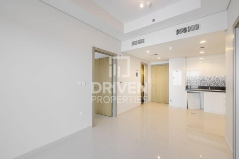 Квартира с 2 спальнями в Aykon City, ОАЭ №85743 1