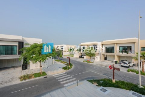 Townhouse de 4 chambres à Yas Island, UAE No. 140896 4