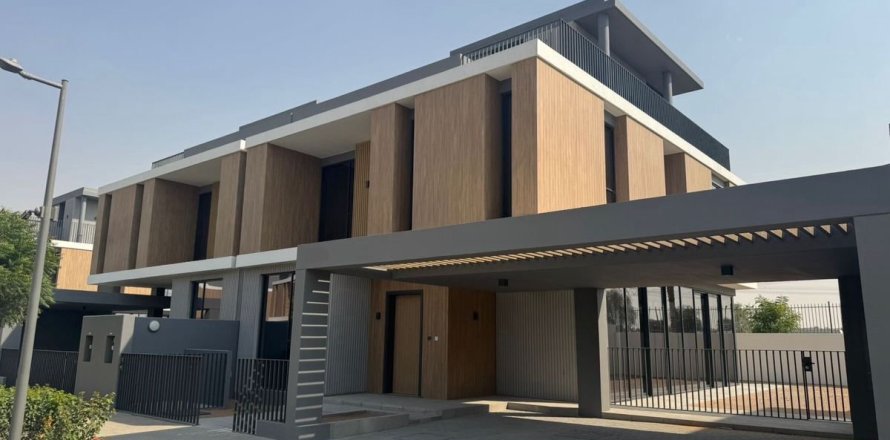 Villa de 4 dormitorios  No. 123292