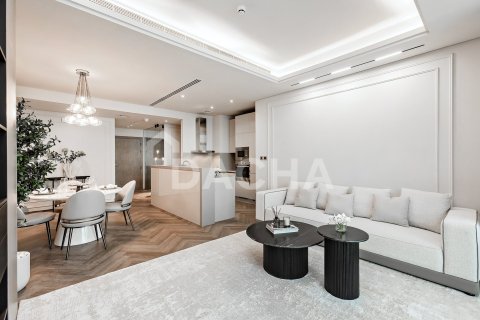 Квартира с 3 спальнями в The Crescent, ОАЭ №207828 3