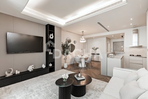 Квартира с 3 спальнями в The Crescent, ОАЭ №207828 4