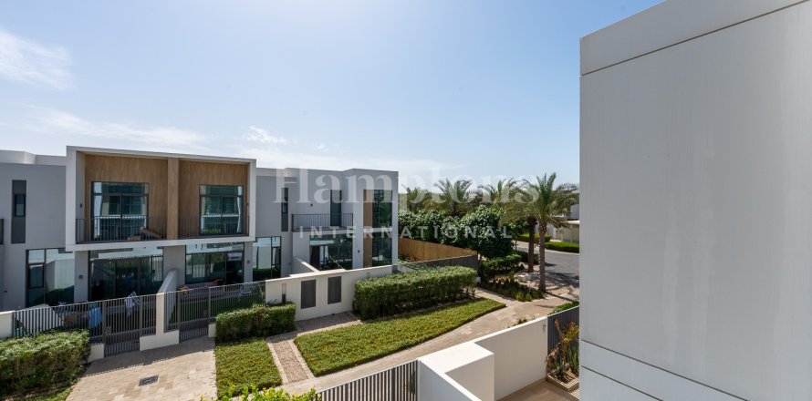 Villa de 3 chambres à Ruba, UAE No. 166556