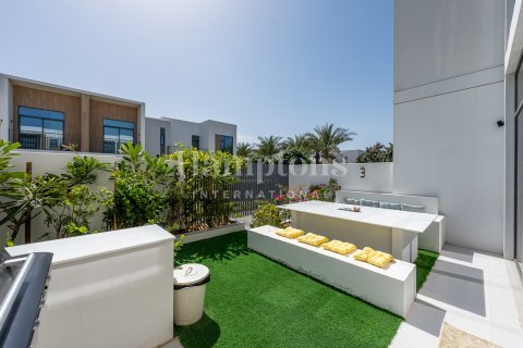 Villa de 3 chambres à Ruba, UAE No. 166556 4