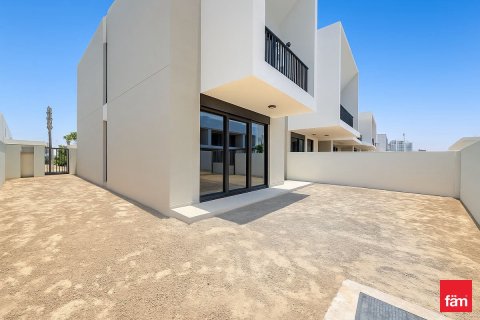 4 bedrooms Townhouse  No. 116080 2