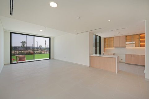 Villa de 3 dormitorios en EMAAR South, UAE No. 143951 12