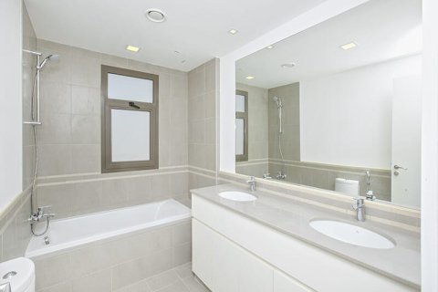 Townhouse de 4 dormitorios en Hayat Townhouses, UAE No. 163452 8