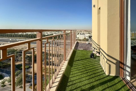 Дуплекс с 3 спальнями в Zahra Breeze Apartments, ОАЭ №163451 20