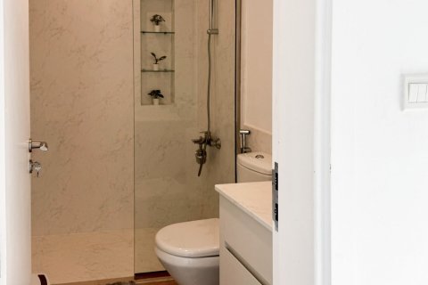 Дуплекс с 3 спальнями в Zahra Breeze Apartments, ОАЭ №163451 22