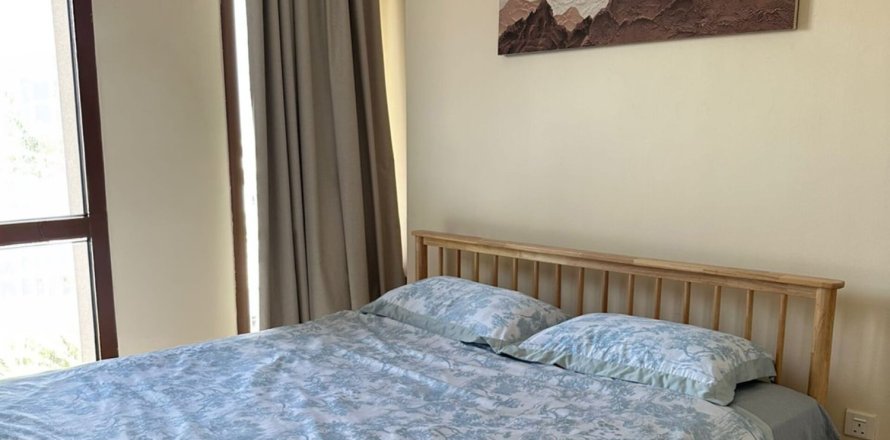 Apartment de 2 dormitorios en Zahra Breeze Apartments, UAE No. 163453