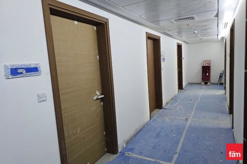 Apartment de 2 dormitorios en Dubai Sports City, UAE No. 163889 15