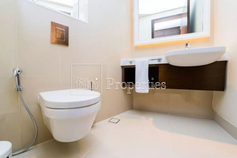 Appartement de 2 chambres à Downtown Dubai (Downtown Burj Dubai), UAE No. 102522 14