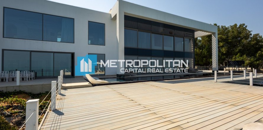 Villa de 7 dormitorios  No. 119178