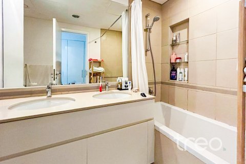 2 bedrooms Apartment in Town Square, UAE No. 183135 7