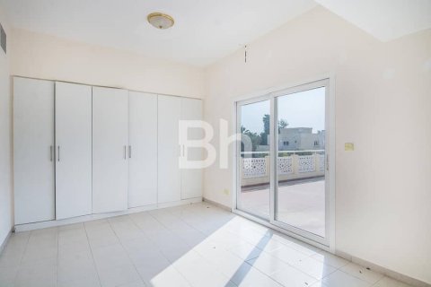 Villa de 3 chambres  No. 114317 6