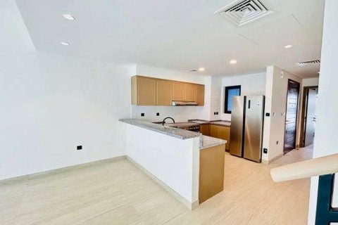 4 bedrooms Townhouse in Damac Lagoons, UAE No. 166171 7