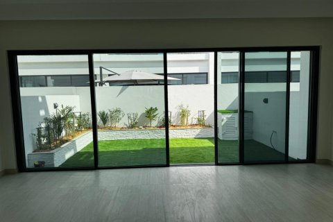 4 bedrooms Townhouse in Damac Lagoons, UAE No. 166171 10
