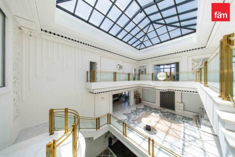 5 bedrooms Villa in Dubai, UAE No. 160988 24