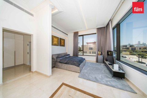 5 bedrooms Villa in Dubai, UAE No. 160988 18