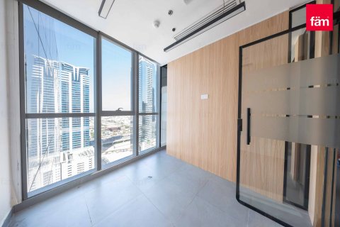 83m² Office in Business Bay, UAE No. 135824