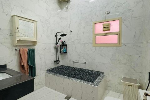 5 bedrooms Villa in Ras Al Khaimah, UAE No. 183834 15