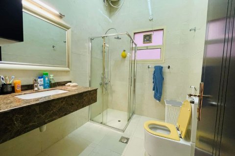 5 bedrooms Villa in Ras Al Khaimah, UAE No. 183834 21