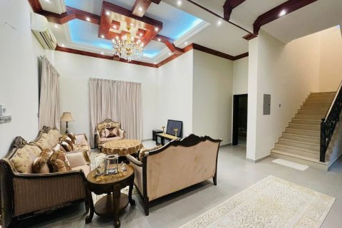 5 bedrooms Villa in Ras Al Khaimah, UAE No. 183834 19