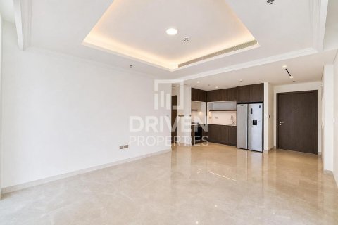 Appartement de 2 chambres à EMAAR Beachfront, UAE No. 201480