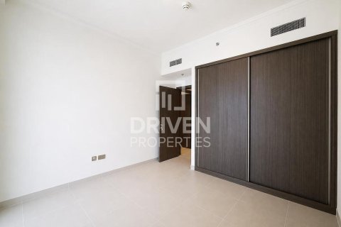 Appartement de 2 chambres à EMAAR Beachfront, UAE No. 201480 6