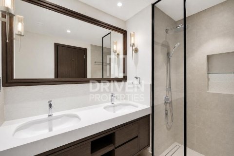 Appartement de 2 chambres à EMAAR Beachfront, UAE No. 201480 14