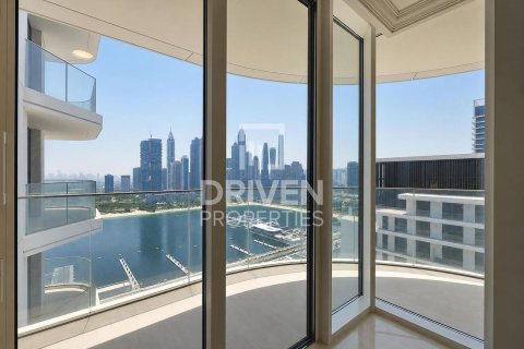 Appartement de 2 chambres à EMAAR Beachfront, UAE No. 201480 7