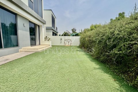 Villa de 4 dormitorios en Dubai Hills Estate, UAE No. 103077 17