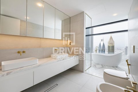 3 bedrooms Apartment in DIFC, UAE No. 138357
