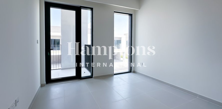 Townhouse de 3 dormitorios en Arabian Ranches 3, UAE No. 183203